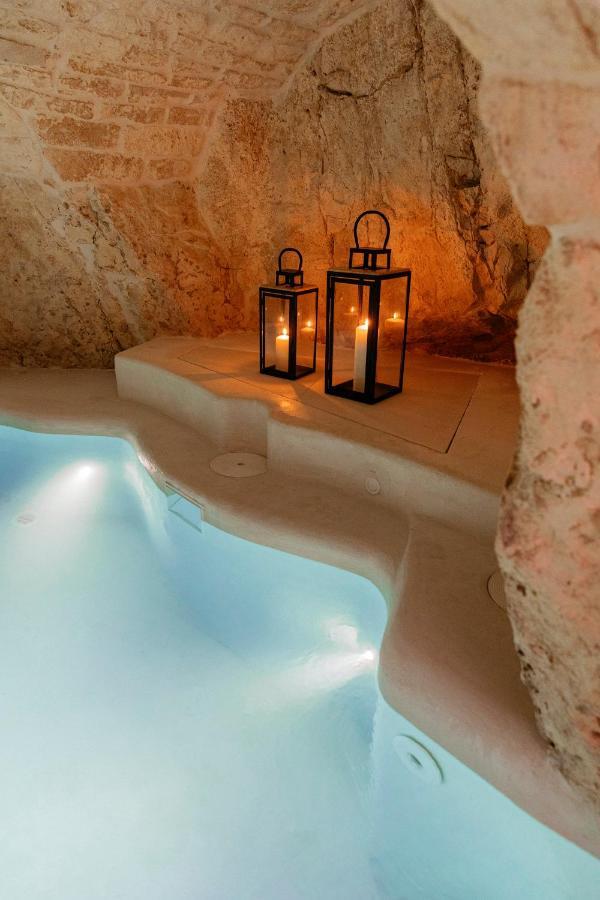 Alesia Luxury Cave Bed & Breakfast Ostuni Eksteriør bilde