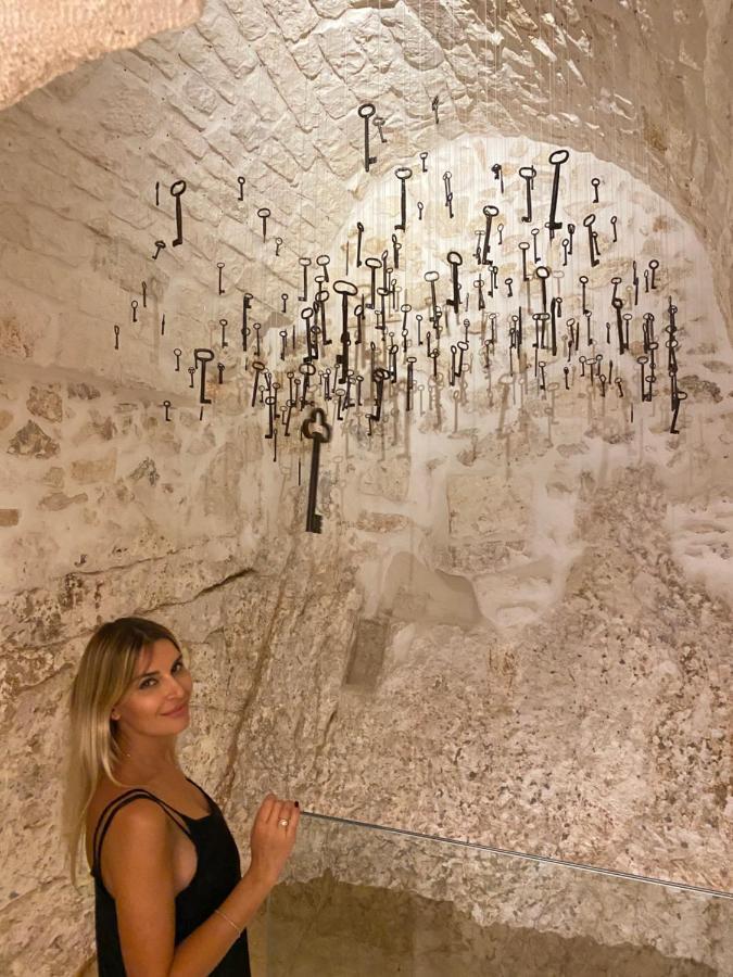 Alesia Luxury Cave Bed & Breakfast Ostuni Eksteriør bilde