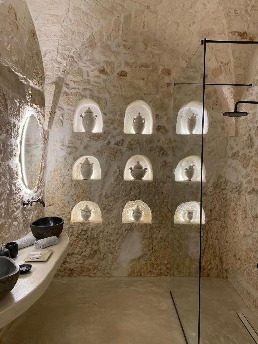 Alesia Luxury Cave Bed & Breakfast Ostuni Eksteriør bilde