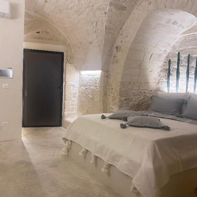 Alesia Luxury Cave Bed & Breakfast Ostuni Eksteriør bilde